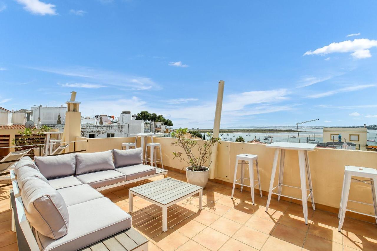 Casa Sunset - Beautiful Apartments In The Centre Of Alvor With Roof Terrace ภายนอก รูปภาพ